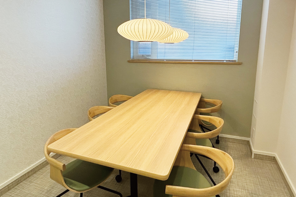 複数の専門家からなる
「話し合いの場」の設置